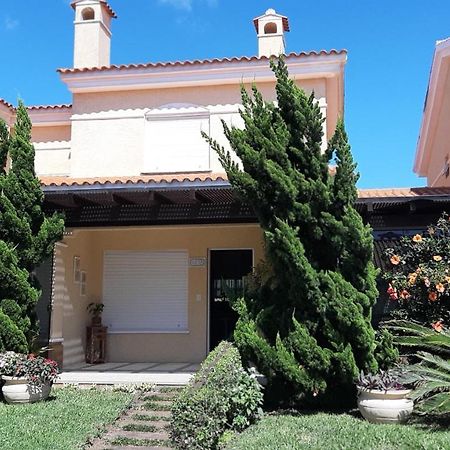 Acolhedora Casa De Praia Em Condominio Fechado A Beira Mar 샹그릴라 외부 사진
