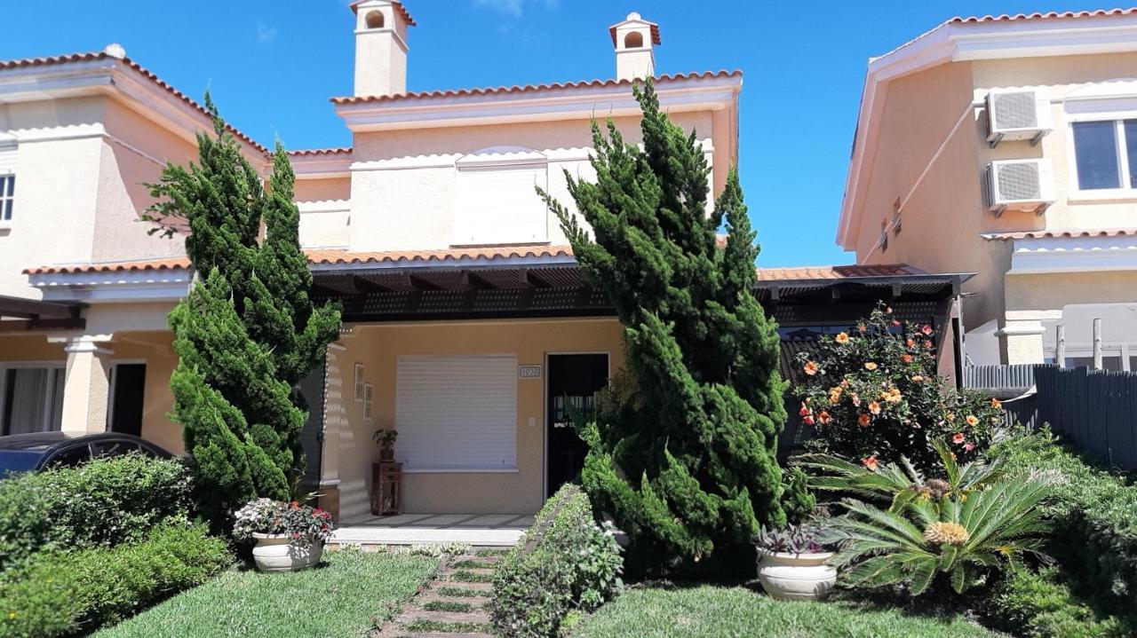 Acolhedora Casa De Praia Em Condominio Fechado A Beira Mar 샹그릴라 외부 사진