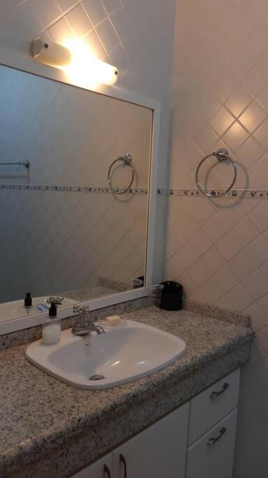 Acolhedora Casa De Praia Em Condominio Fechado A Beira Mar 샹그릴라 외부 사진