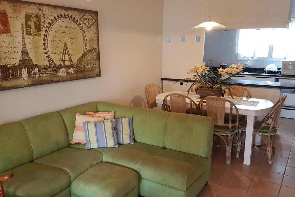 Acolhedora Casa De Praia Em Condominio Fechado A Beira Mar 샹그릴라 외부 사진