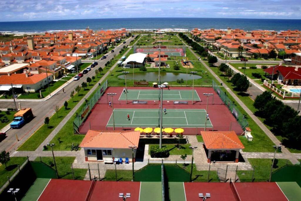 Acolhedora Casa De Praia Em Condominio Fechado A Beira Mar 샹그릴라 외부 사진